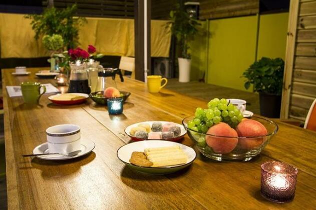 Travelers Planet Studio Type Hostel - Photo4