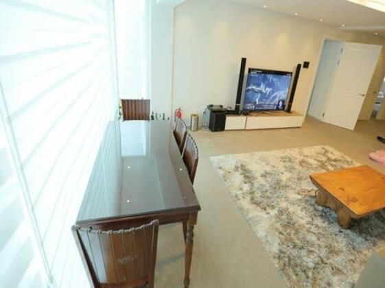 UN Mansion Apartment - Photo5