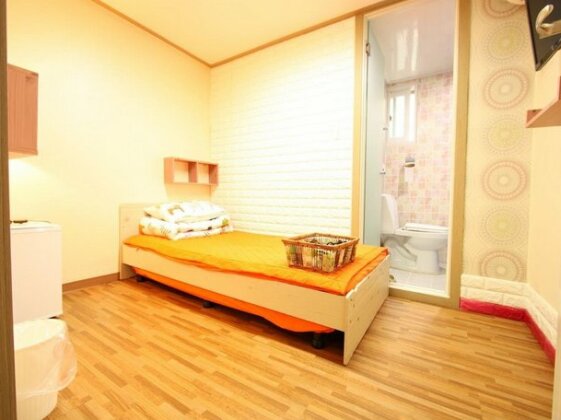 Welcome Guesthouse Myeongdong - Photo4