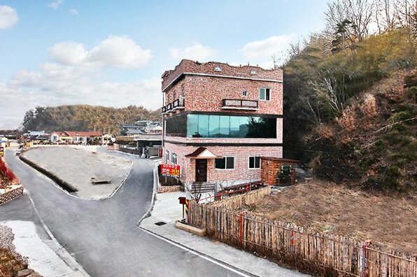Suncheon Galdae story Pension - Photo2