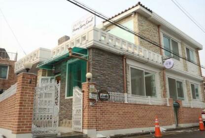 Haeng Gung Chae Guesthouse