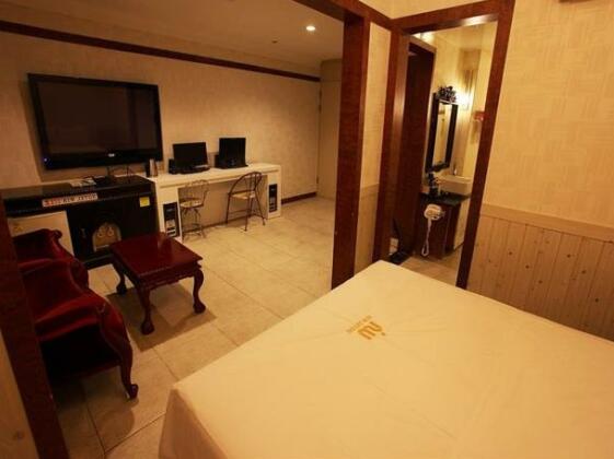 Hotel A1 Suwon - Photo3
