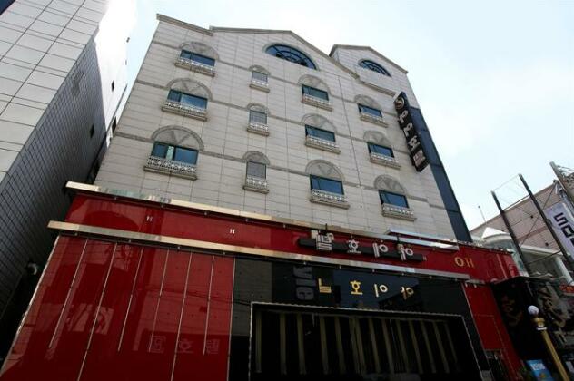 I Hotel Suwon - Photo3
