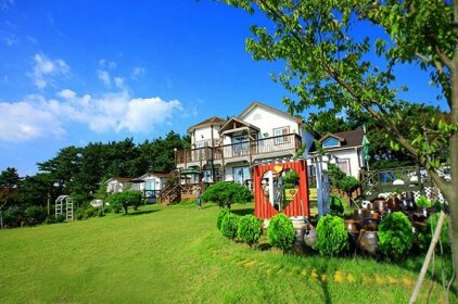 Anmyeondo Garden Pension