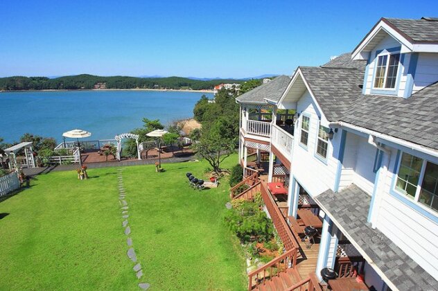 Anmyeondo Haerang Pension - Photo2