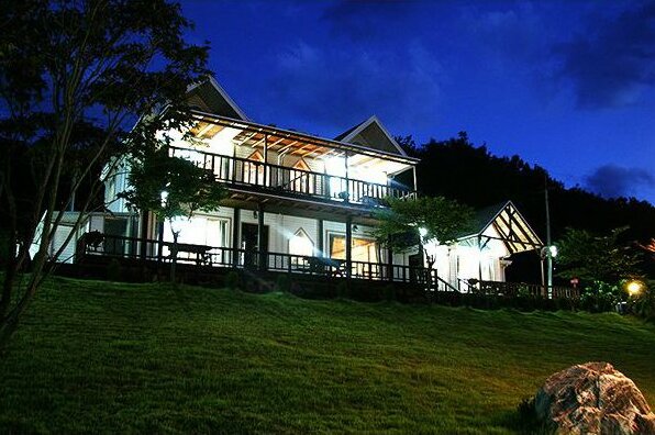 Anmyeondo Lake Park Pension - Photo2