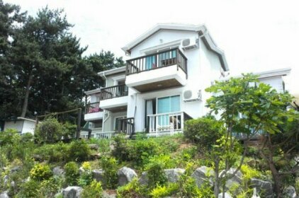 Anmyeondo Zzoo Pension
