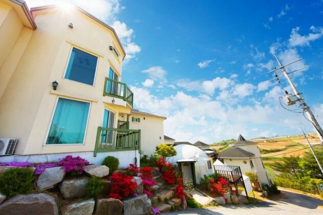 Attica Resort - Photo2
