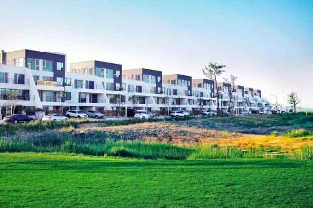 LaTierra Terrace Golf Village - Photo2
