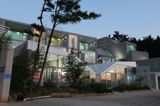 Moken Resort