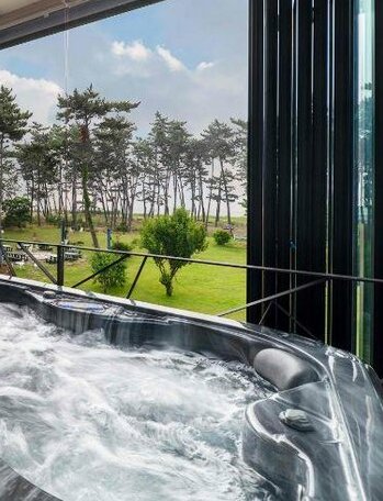 Pool Villa Linderburg - Photo4
