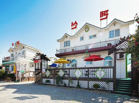 Taean Flower Fragrance Pension - Photo2