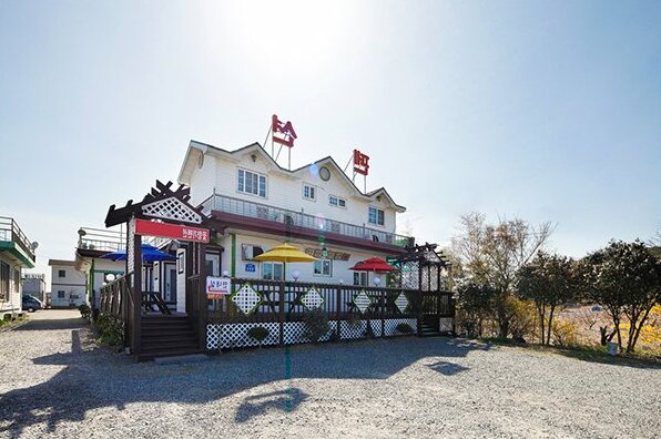 Taean Flower Fragrance Pension - Photo3
