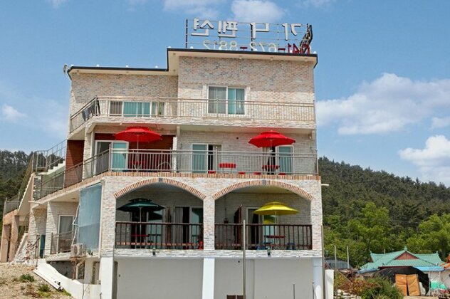 Taean Gana Pension - Photo4