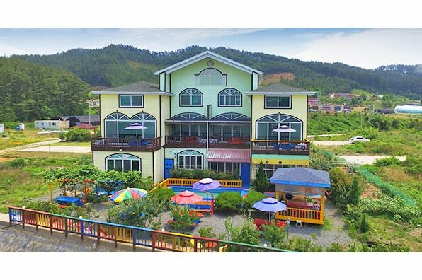 Taean Raibow Pension - Photo3
