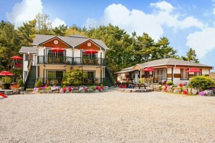 Taean Sky Pension