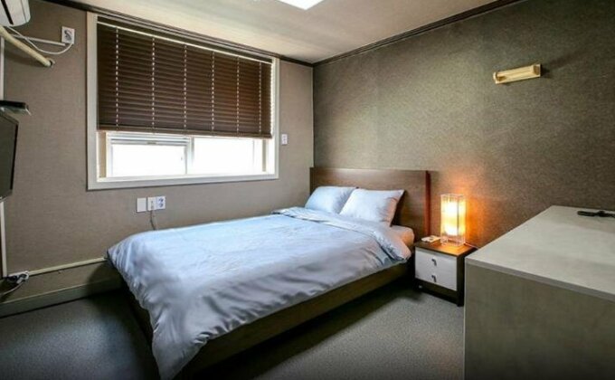 7 Motel