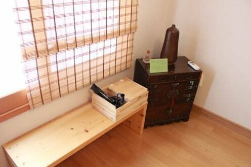 Tong Guesthouse - Photo2