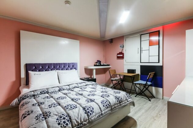 Tongyeong Multi Motel Rak - Photo4