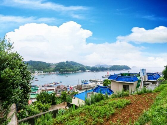 Tongyeong Tiberia Pension - Photo4