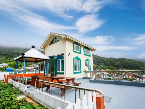 Tongyeong Tiberia Pension - Photo5