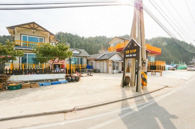 Uljin Sand Beach Pension - Photo4