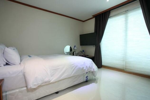 Whale Dream Hotel - Photo5