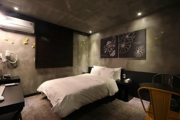 Design Hotel XYM - Photo3