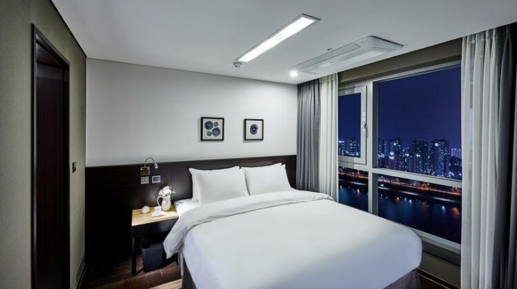 Hotel Riverside Ulsan - Photo3