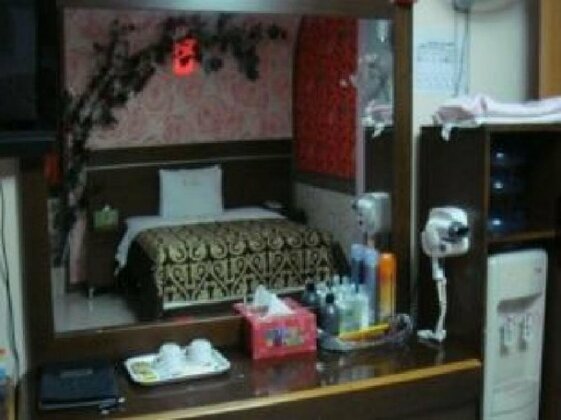 V Oncheon Motel - Photo2