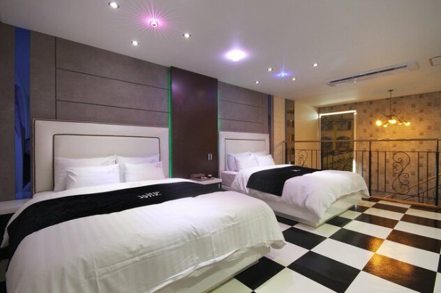 Healing Drive-in Hotel - Photo3