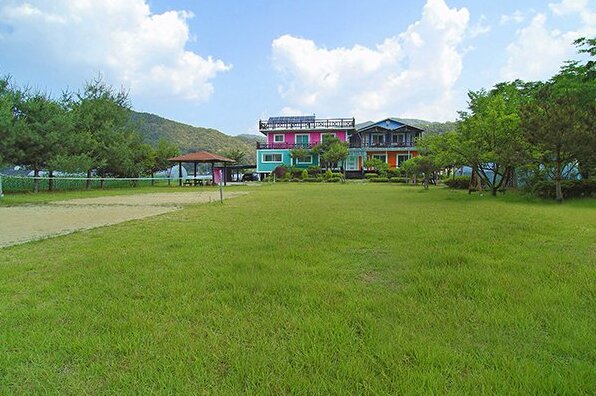 Yangpyeong Pink House Pension - Photo4