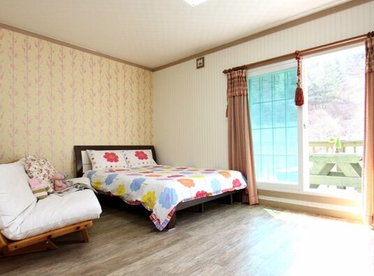 YangPyeong Romance Pension - Photo2