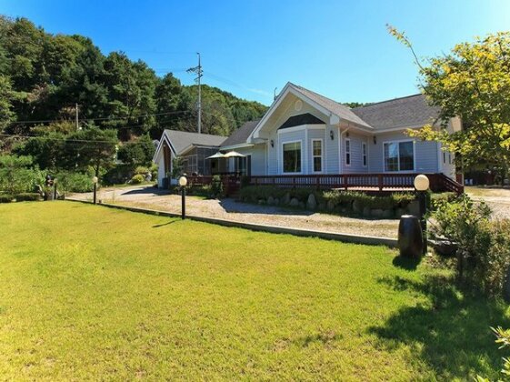 YangPyeong Scenery Valley Pension - Photo3