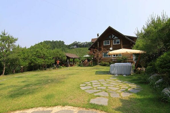 Yangpyeong Shejatreehouse Pension - Photo2