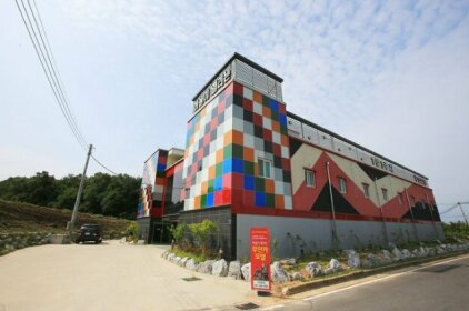 Yeoju sky-opening Unmanned Hotel