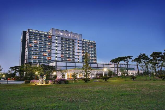 Mokpo Hotel Hyundai by Lahan
