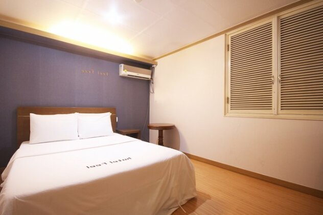 Feel Motel Yeongcheon - Photo2