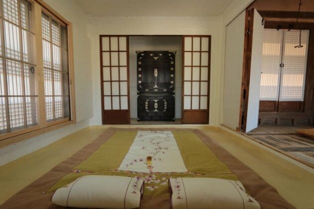 Gwiae Traditional House - Photo3