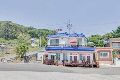 Yeongdeok Blue beach Pension