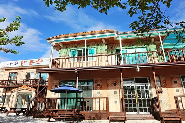 Yeongju Pusoksa Maple Road Pension - Photo4