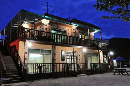 Yeongju Pusoksa Maple Road Pension