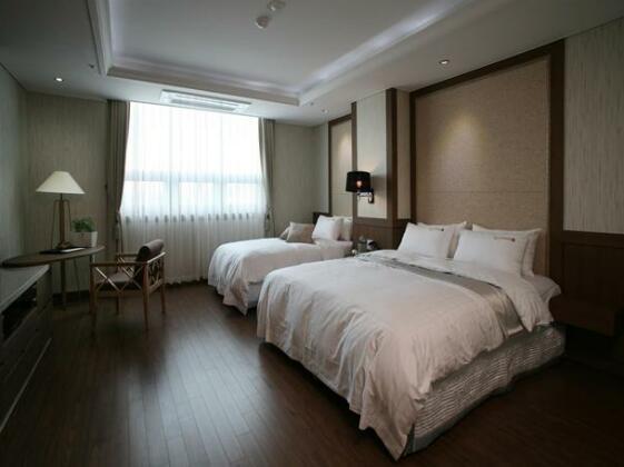 Benikea Hotel Yeosu - Photo2