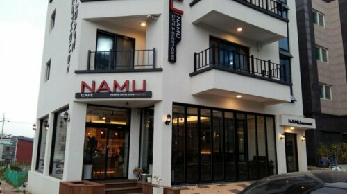 Namu Guesthouse & Pension