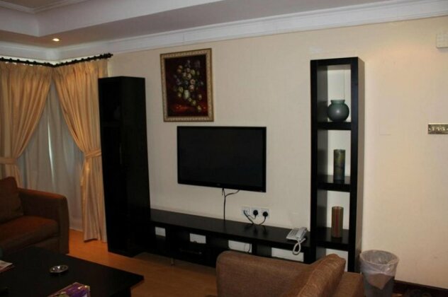 Terrace Furnished Apartments- Fintas1 - Photo3