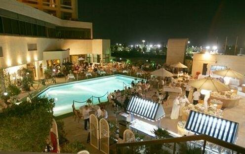 Safir International Hotel Kuwait - Photo2