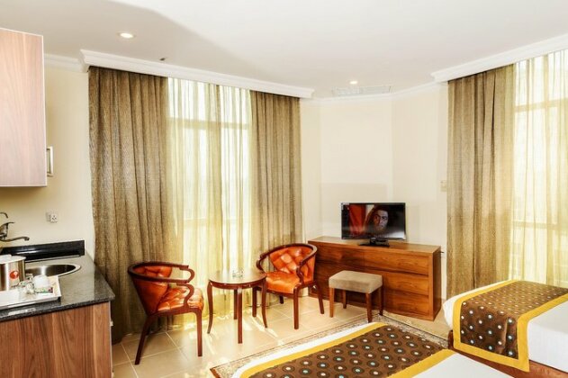 Bravo Royal Hotel Suites - Photo5
