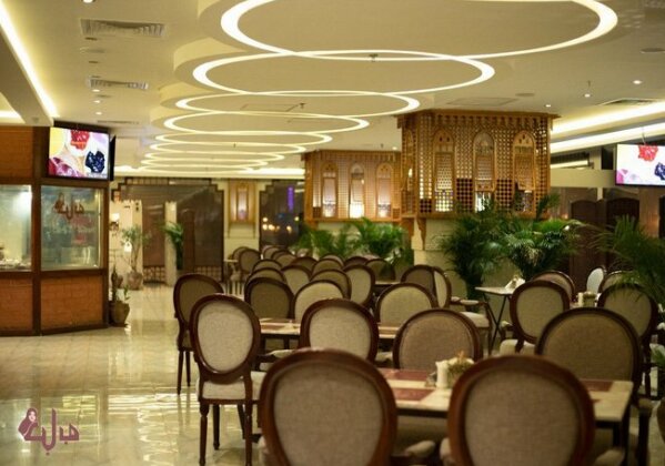 Kuwait Palace Hotel - Photo2