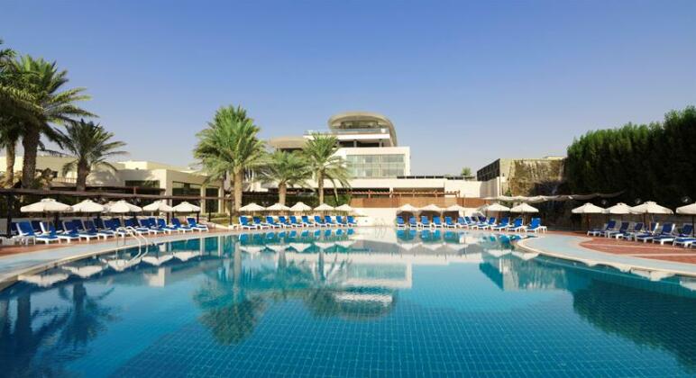 Radisson Blu Hotel Kuwait - Photo2