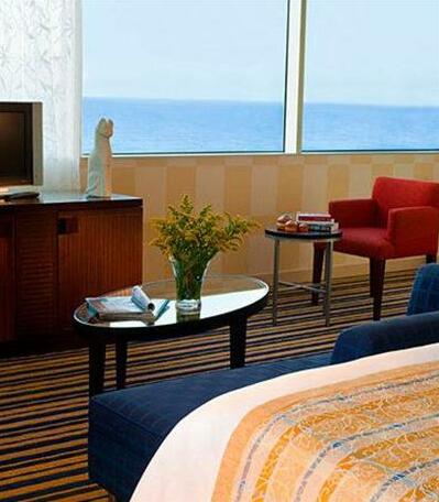 Renaissance Aktau Hotel - Photo4